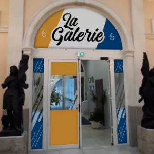 mockups portes avec identité visuelle